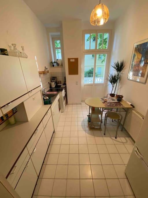 Apartment Schone Altbauwohnung Mit Grun In Ruhiger Lage